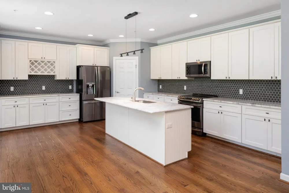 416 MILL SWAMP ROAD Edgewater, MD 21037