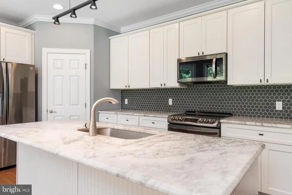 416 MILL SWAMP ROAD Edgewater, MD 21037