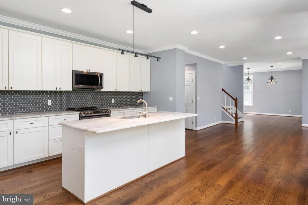416 MILL SWAMP ROAD Edgewater, MD 21037
