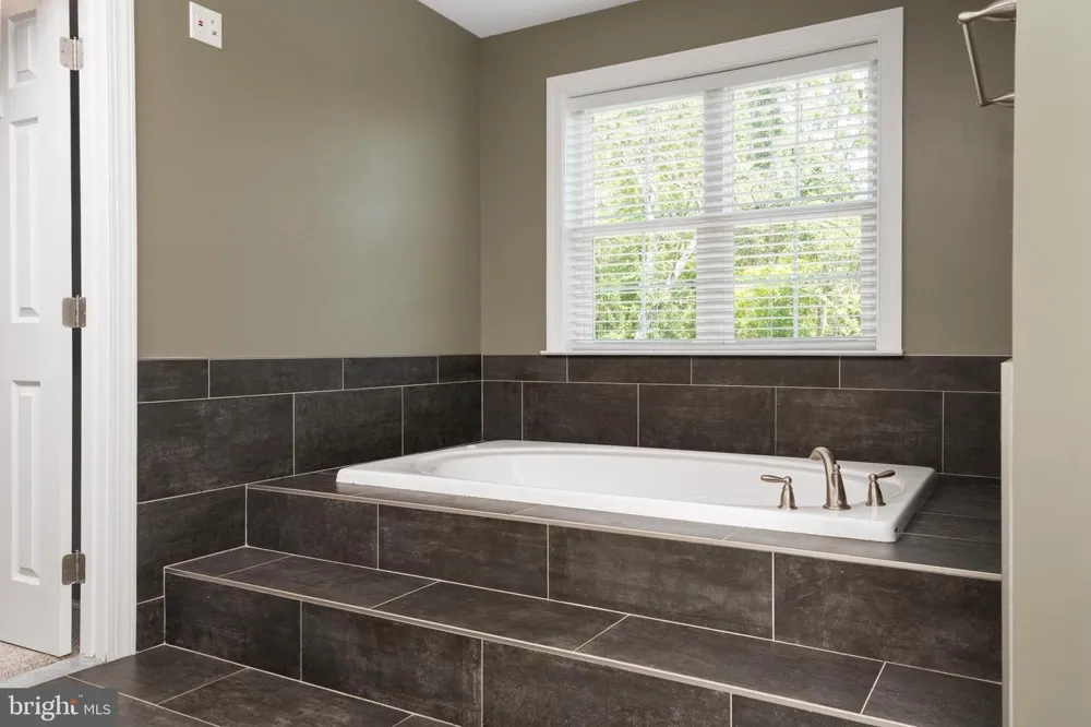 416 MILL SWAMP ROAD Edgewater, MD 21037