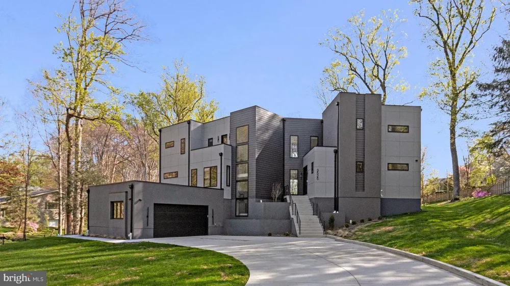 3525 GLENBROOK ROAD Fairfax, VA 22031