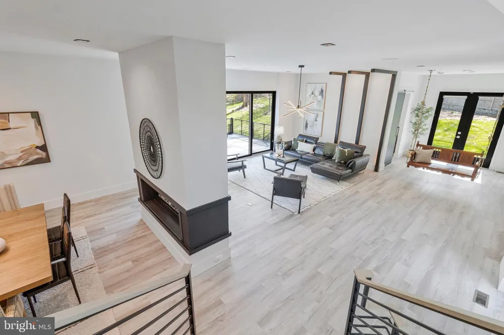 3525 GLENBROOK ROAD Fairfax, VA 22031