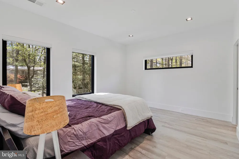 3525 GLENBROOK ROAD Fairfax, VA 22031