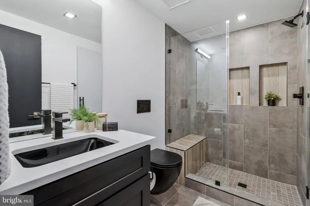 3525 GLENBROOK ROAD Fairfax, VA 22031