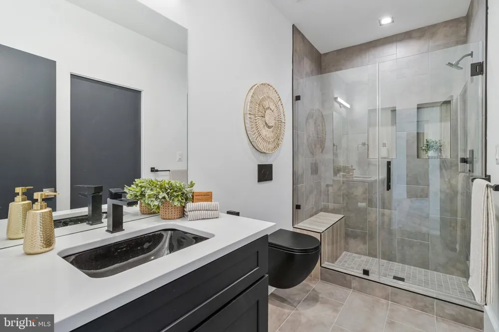 3525 GLENBROOK ROAD Fairfax, VA 22031