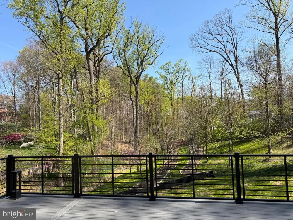 3525 GLENBROOK ROAD Fairfax, VA 22031