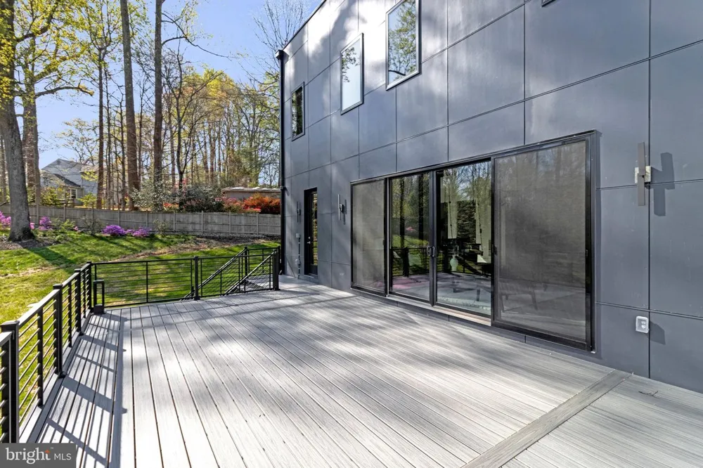 3525 GLENBROOK ROAD Fairfax, VA 22031