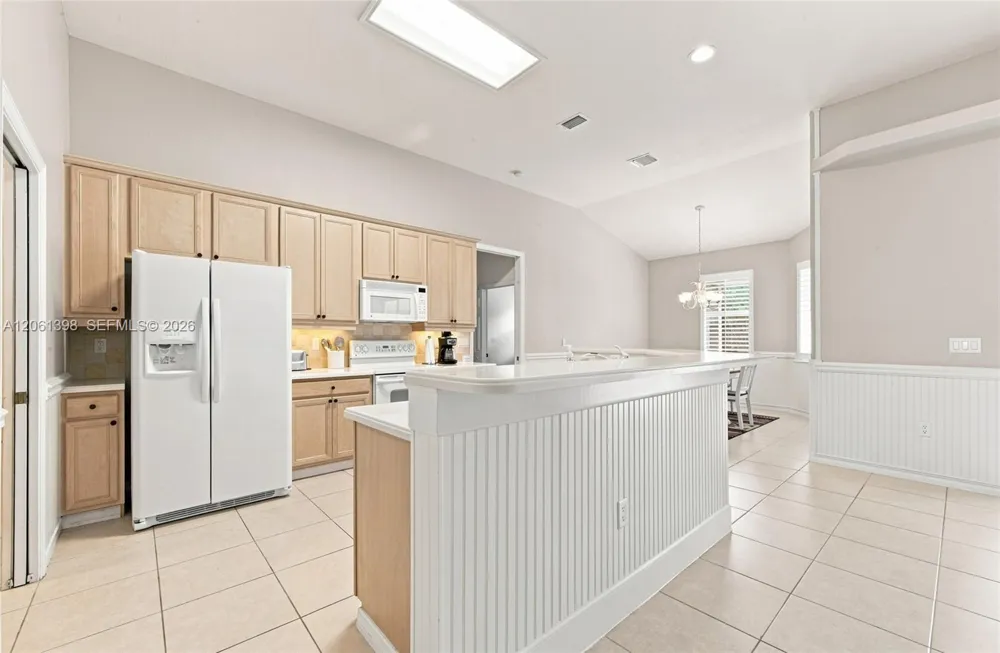 4025 SW Chablis St SW Vero Beach, FL 32968