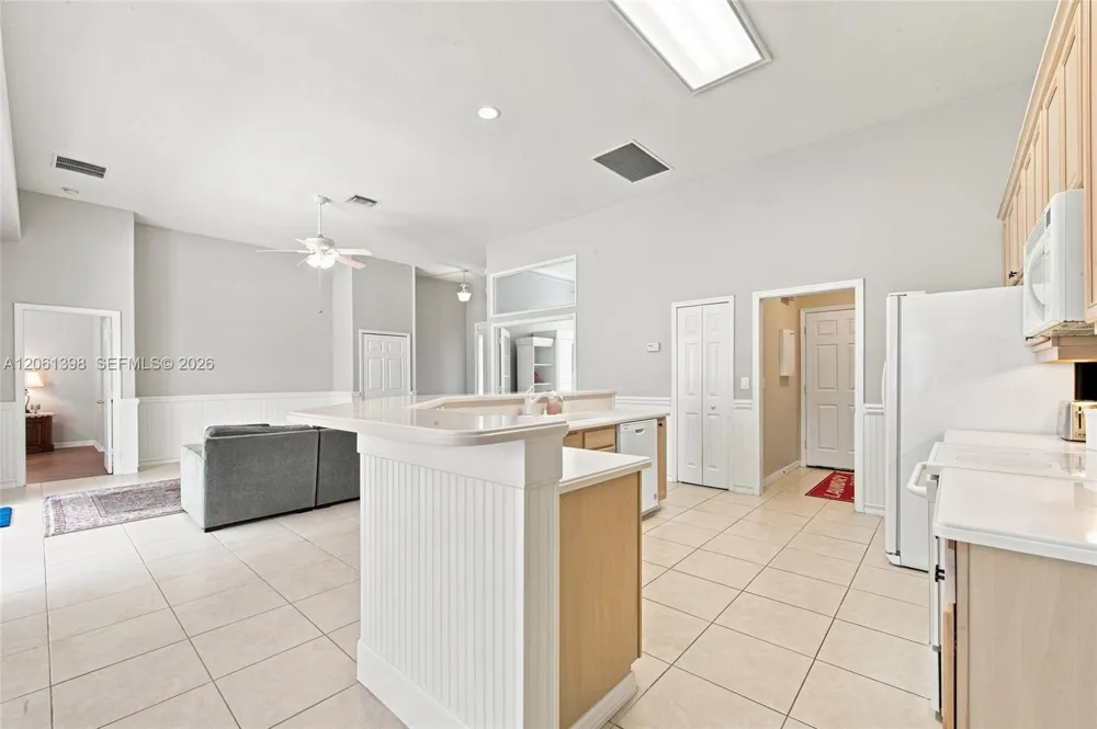 4025 SW Chablis St SW Vero Beach, FL 32968