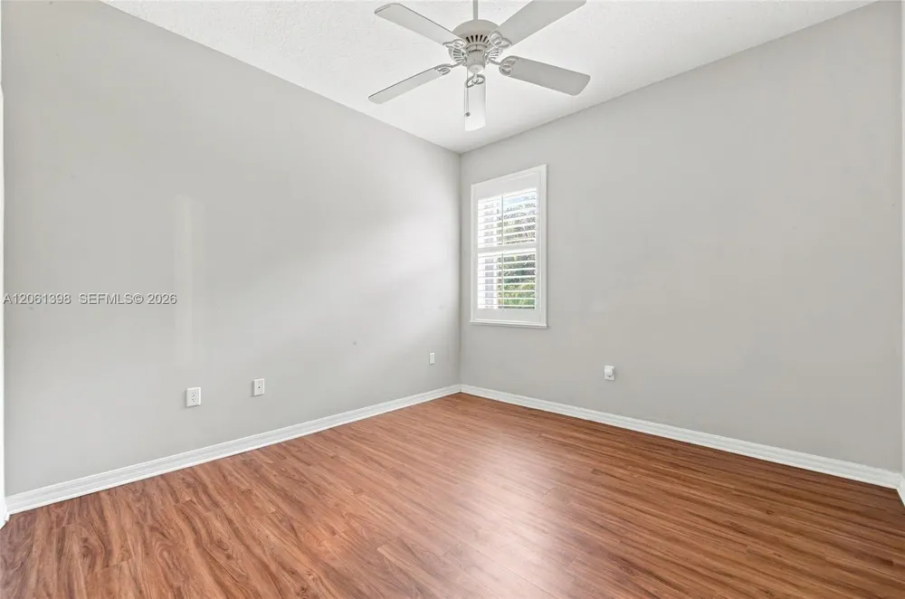 4025 SW Chablis St SW Vero Beach, FL 32968