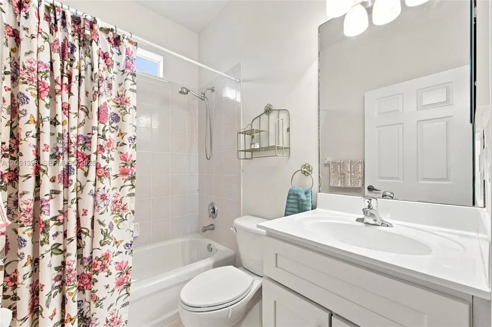4025 SW Chablis St SW Vero Beach, FL 32968