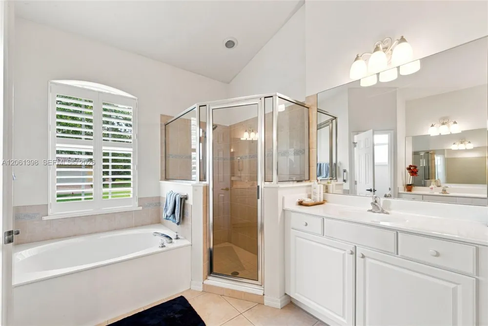 4025 SW Chablis St SW Vero Beach, FL 32968