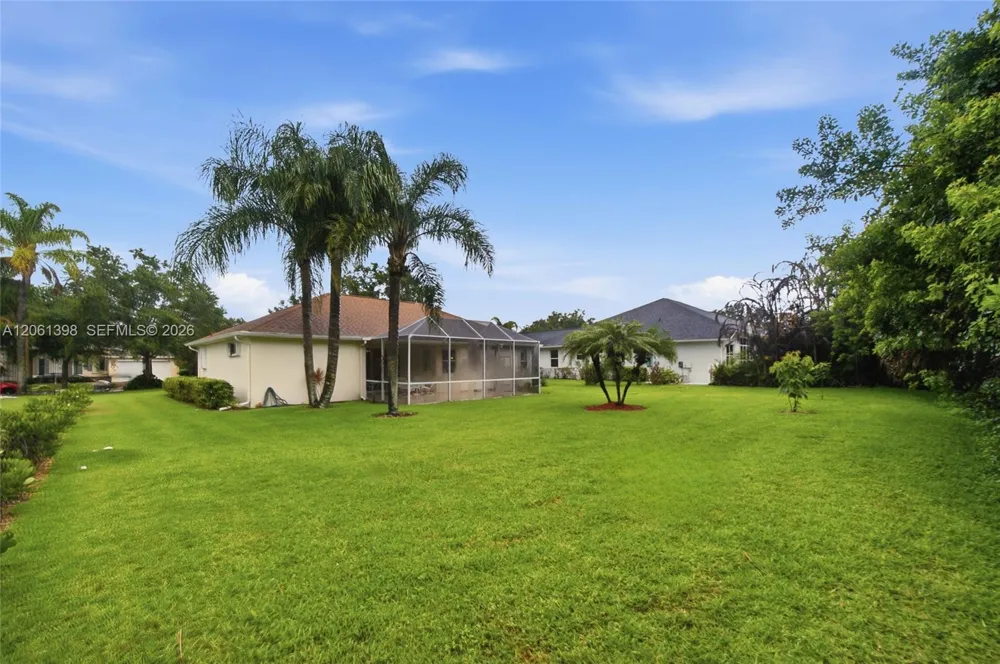 4025 SW Chablis St SW Vero Beach, FL 32968