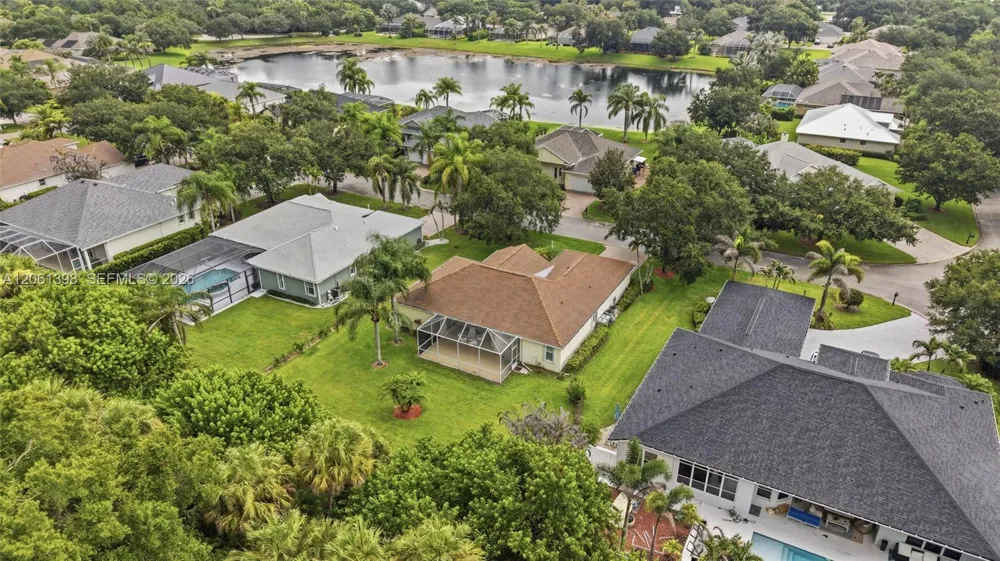 4025 SW Chablis St SW Vero Beach, FL 32968