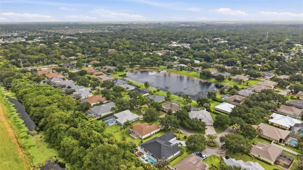 4025 SW Chablis St SW Vero Beach, FL 32968