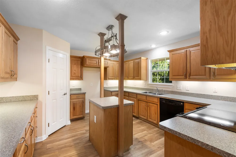 251 Denton Road Gordonville, TX 76245