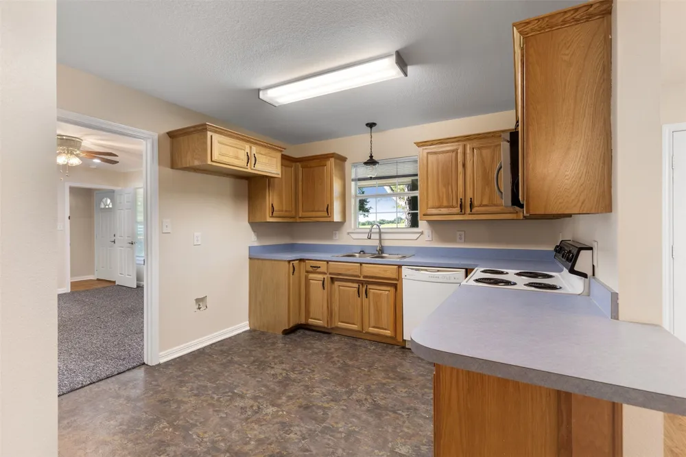 251 Denton Road Gordonville, TX 76245