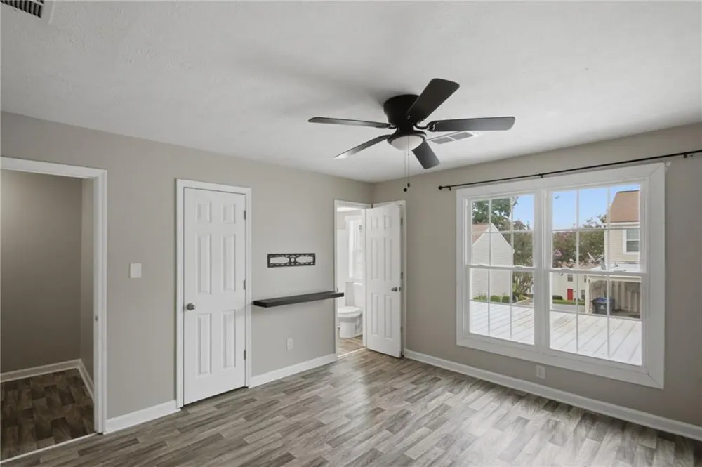 218 Mill Creek Place Roswell, GA 30076