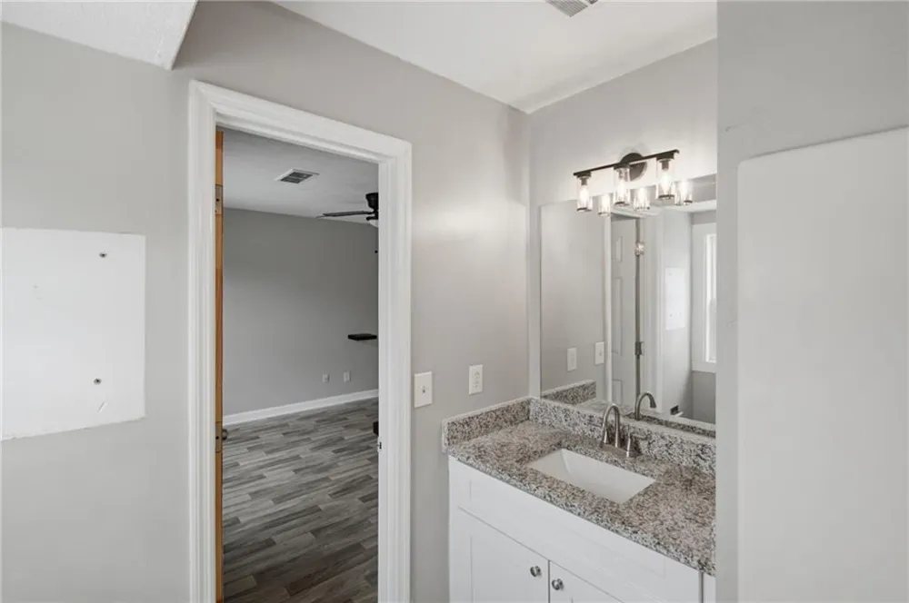 218 Mill Creek Place Roswell, GA 30076