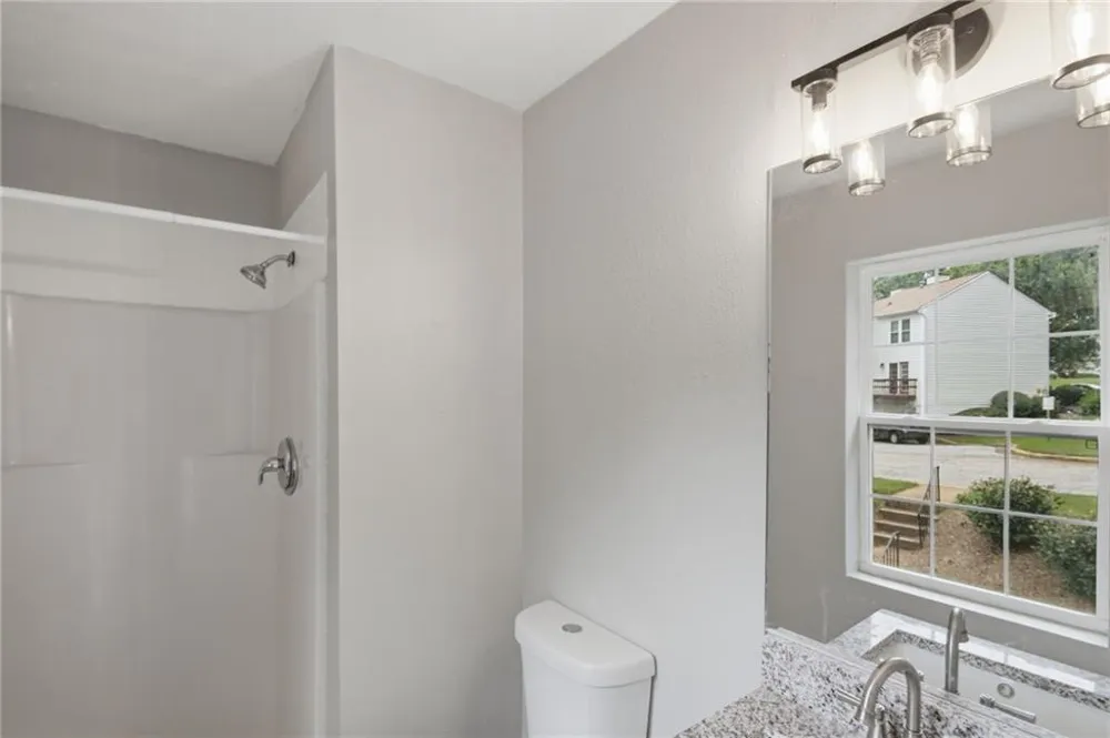 218 Mill Creek Place Roswell, GA 30076