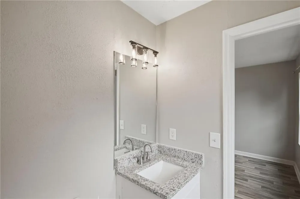 218 Mill Creek Place Roswell, GA 30076