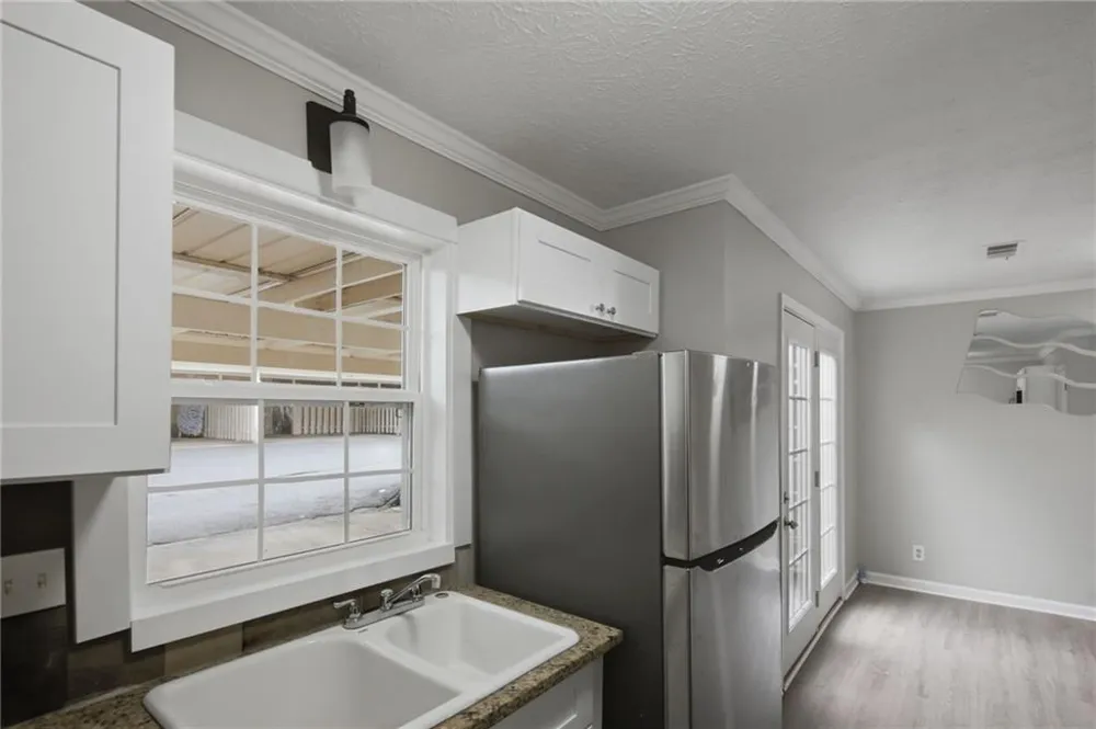 218 Mill Creek Place Roswell, GA 30076