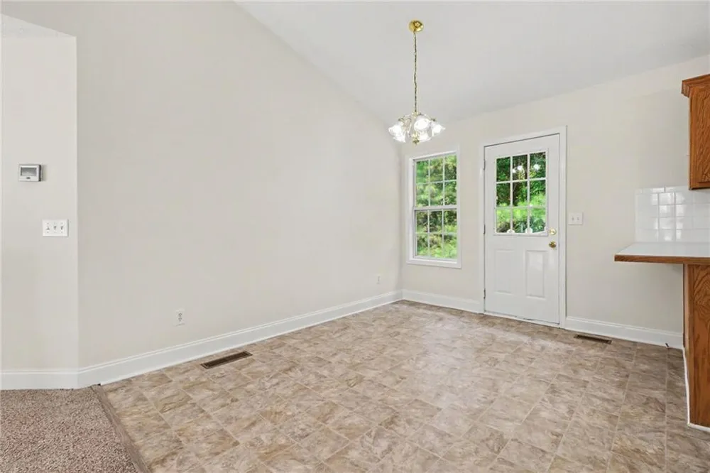 18 Broadlands Drive White, GA 30184