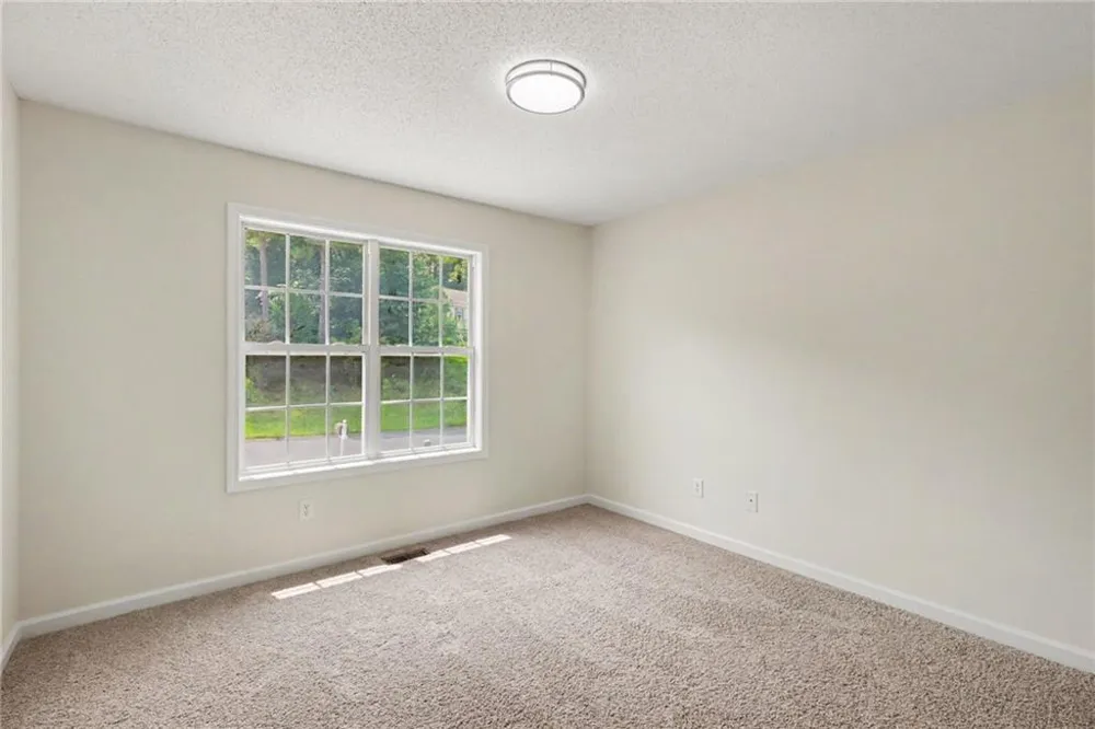 18 Broadlands Drive White, GA 30184