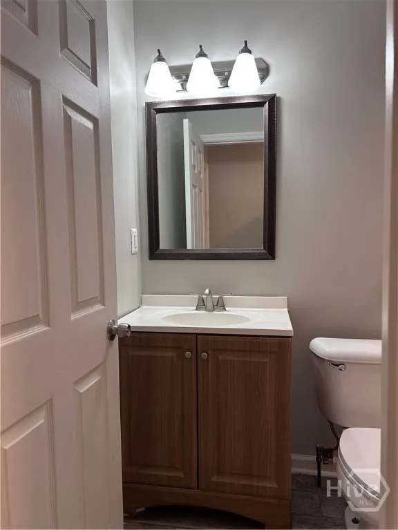 1410 New Castle Street Savannah, GA 31415