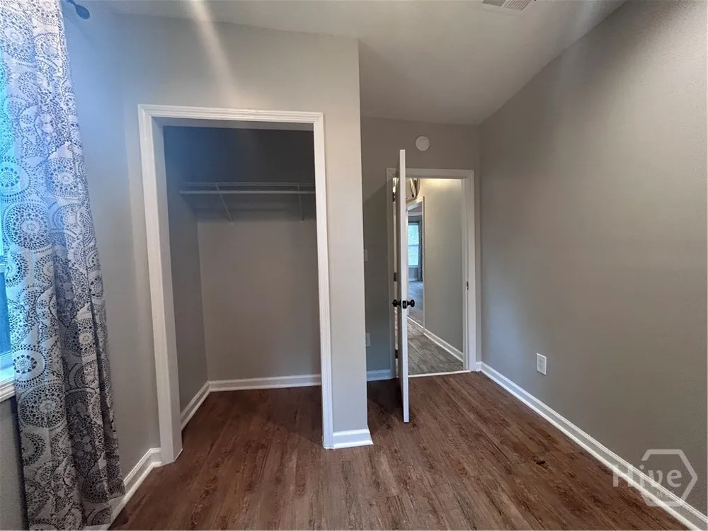 1410 New Castle Street Savannah, GA 31415