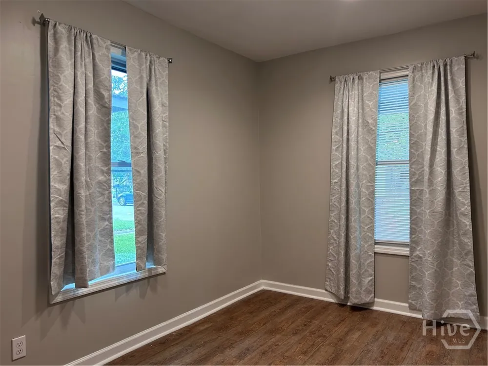 1410 New Castle Street Savannah, GA 31415