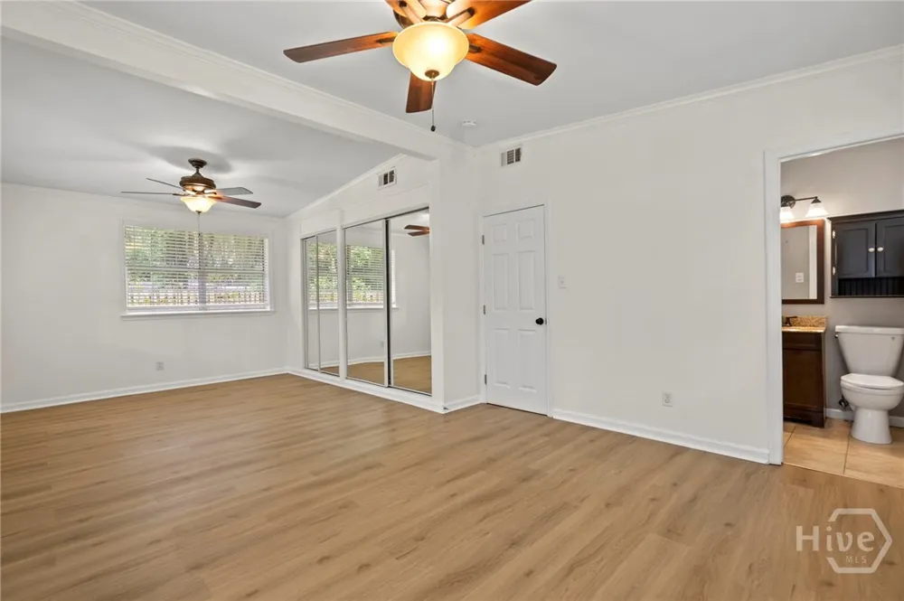 163 North Drive Savannah, GA 31406