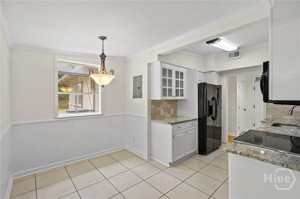 163 North Drive Savannah, GA 31406