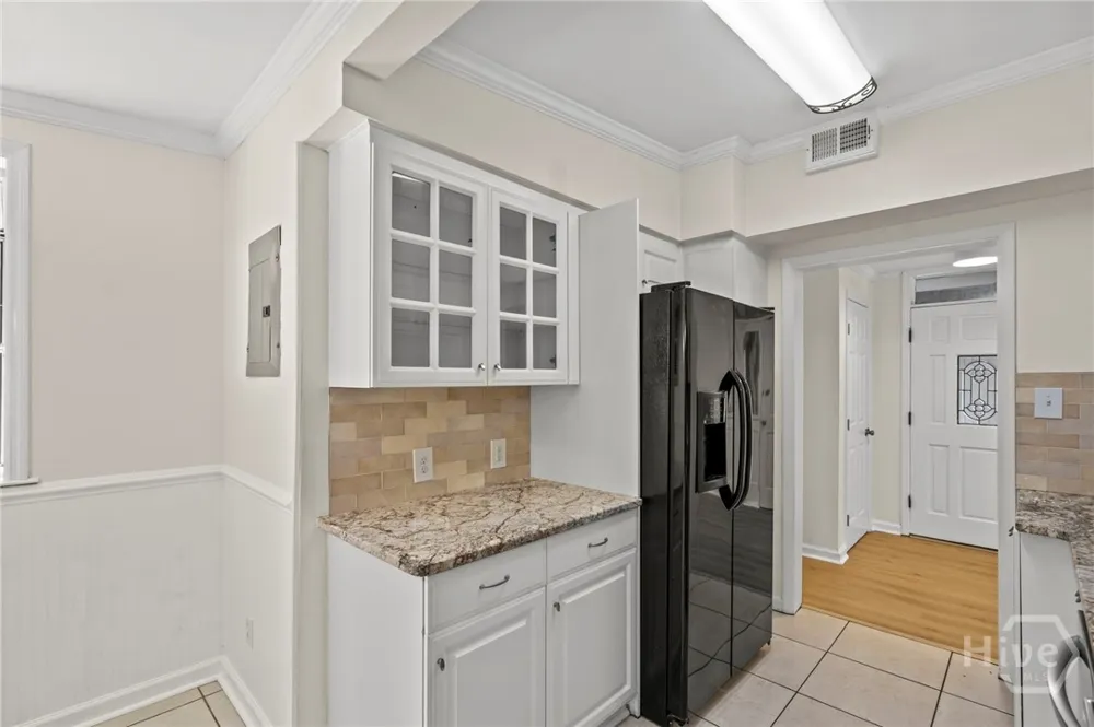 163 North Drive Savannah, GA 31406