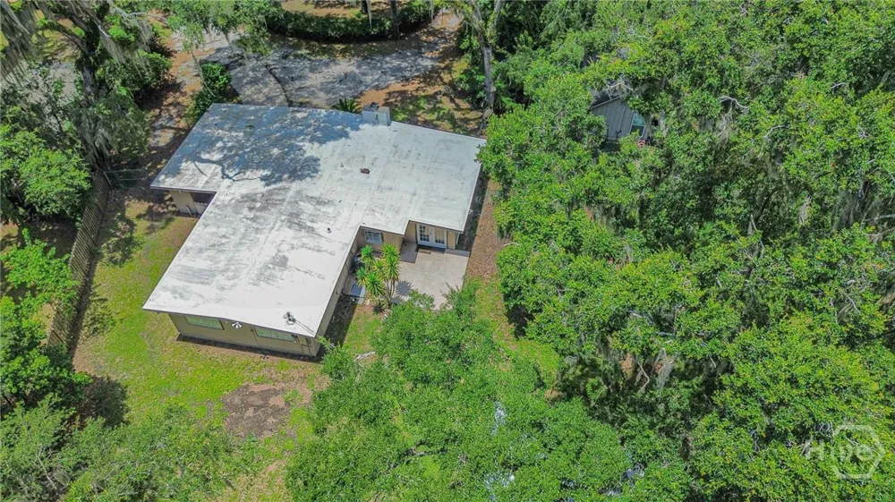 163 North Drive Savannah, GA 31406