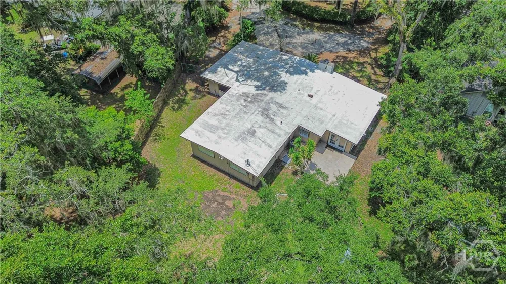 163 North Drive Savannah, GA 31406