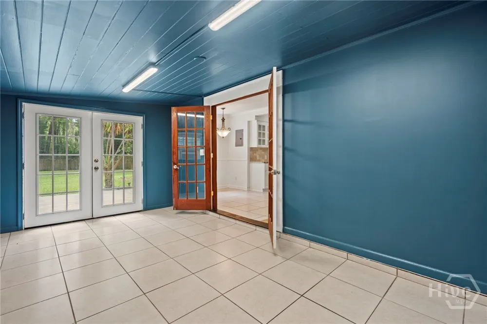 163 North Drive Savannah, GA 31406