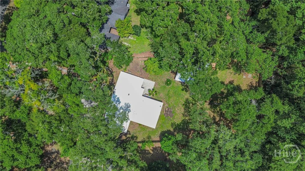 163 North Drive Savannah, GA 31406
