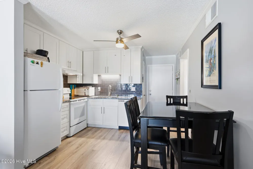 2008 Fort Macon Road E #I-15 Atlantic Beach, NC 28512