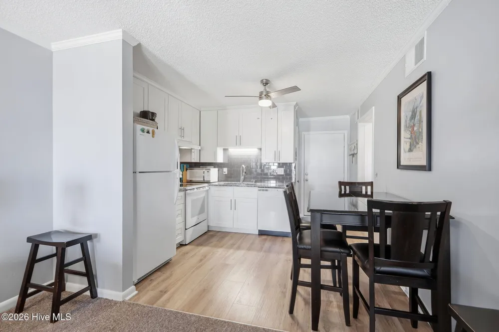 2008 Fort Macon Road E #I-15 Atlantic Beach, NC 28512