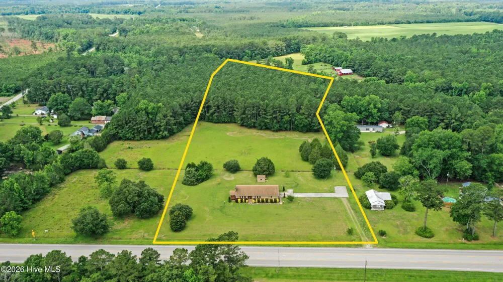 12285 Us Highway 421 Burgaw, NC 28425