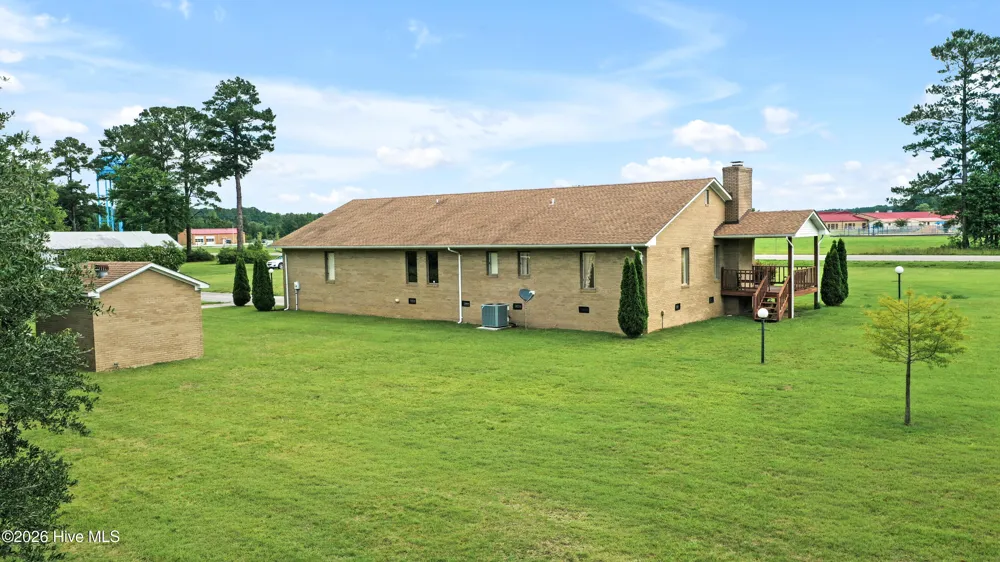 12285 Us Highway 421 Burgaw, NC 28425