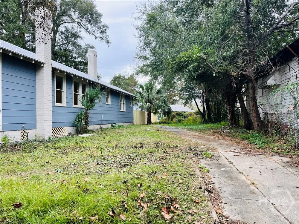 817 W 39th Street Savannah, GA 31415