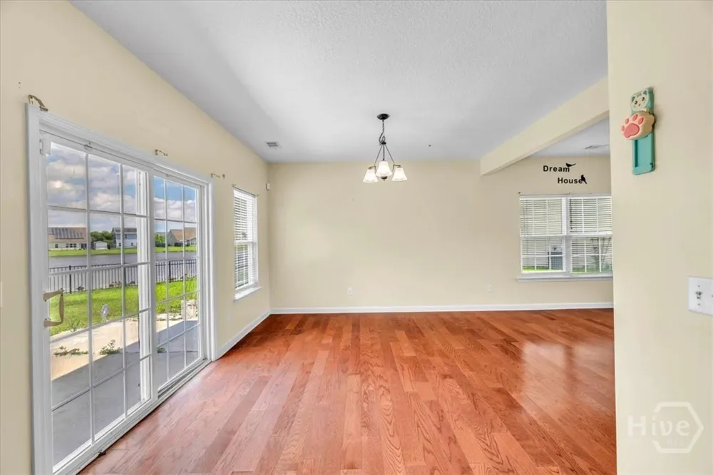 256 Savannah Lane Richmond Hill, GA 31324
