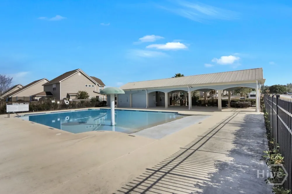 256 Savannah Lane Richmond Hill, GA 31324