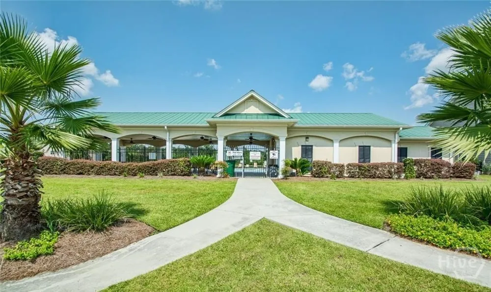 256 Savannah Lane Richmond Hill, GA 31324