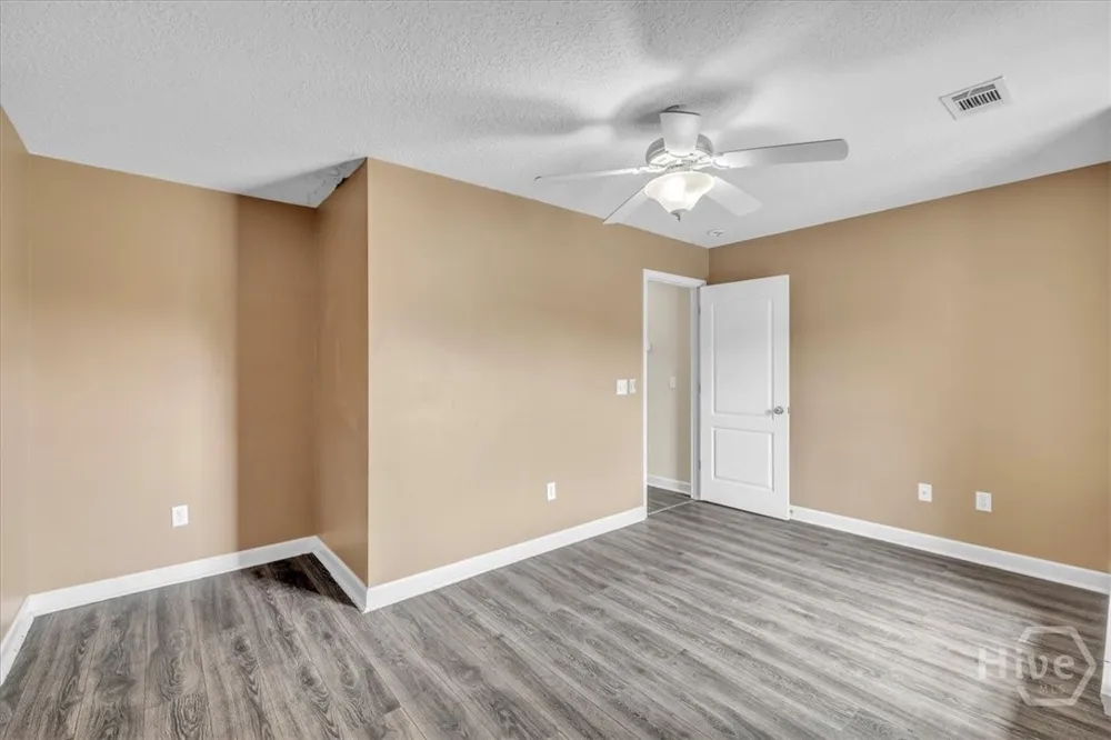 256 Savannah Lane Richmond Hill, GA 31324