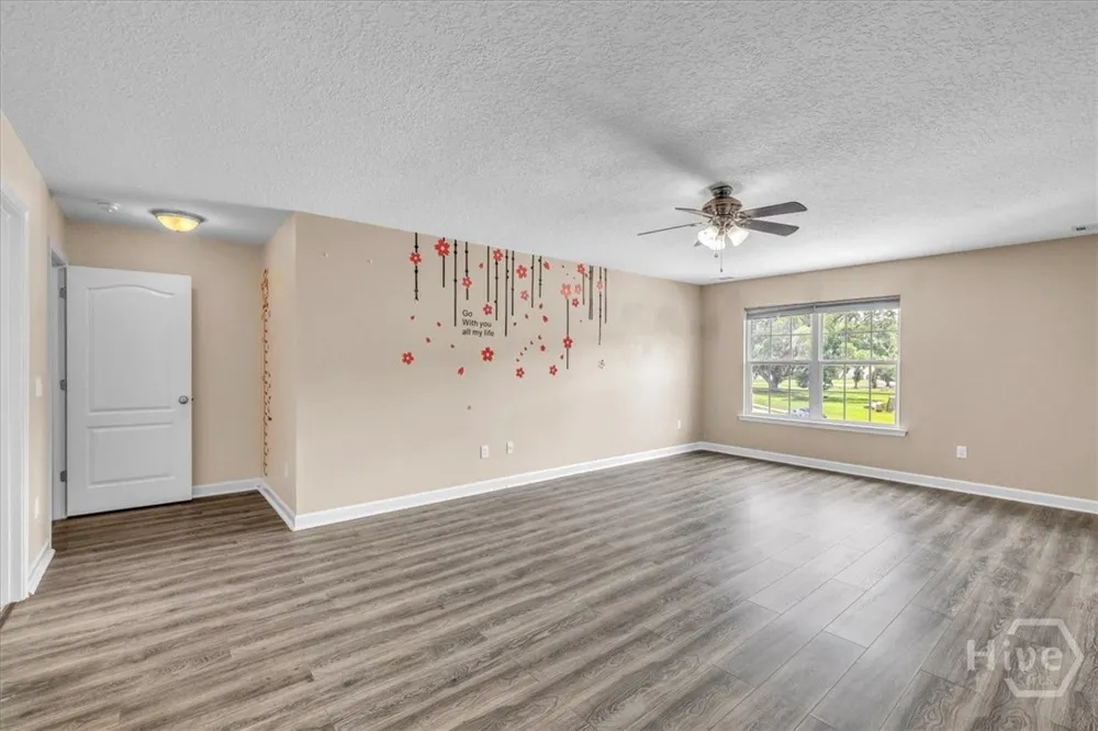 256 Savannah Lane Richmond Hill, GA 31324