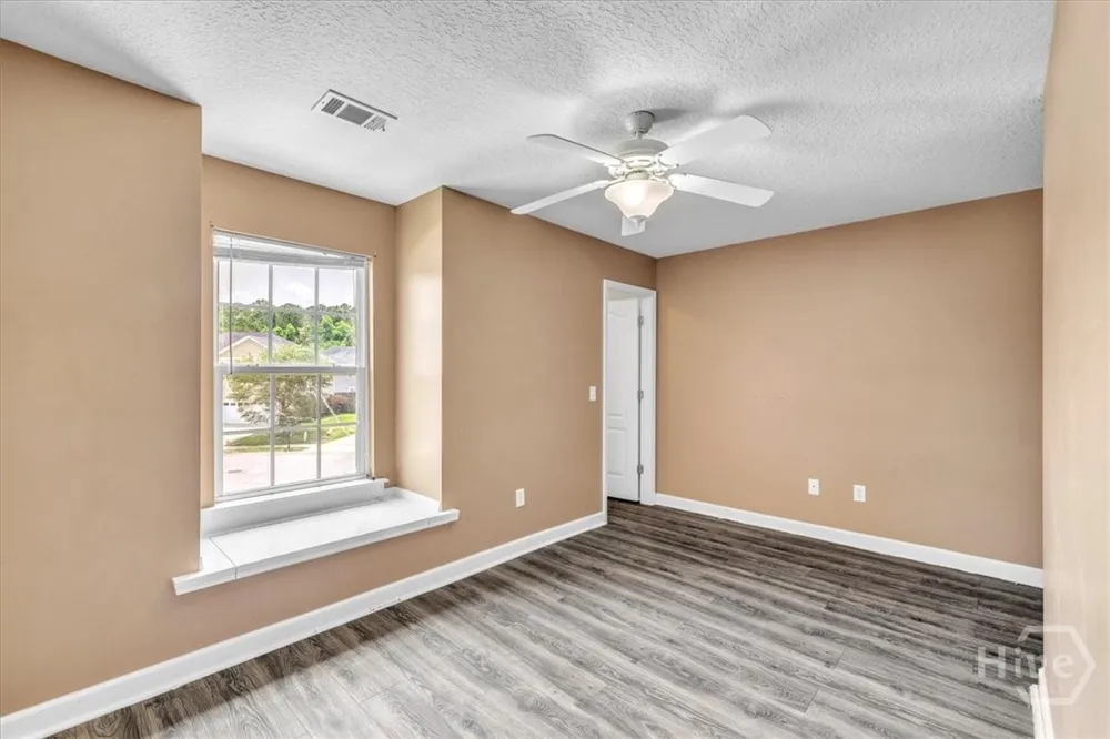 256 Savannah Lane Richmond Hill, GA 31324