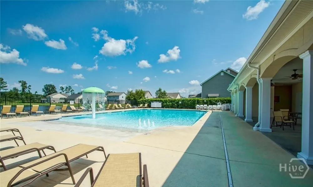 256 Savannah Lane Richmond Hill, GA 31324